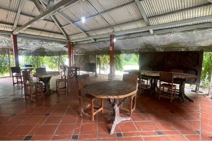 Se vende restaurante en Tonosí, Los Santos