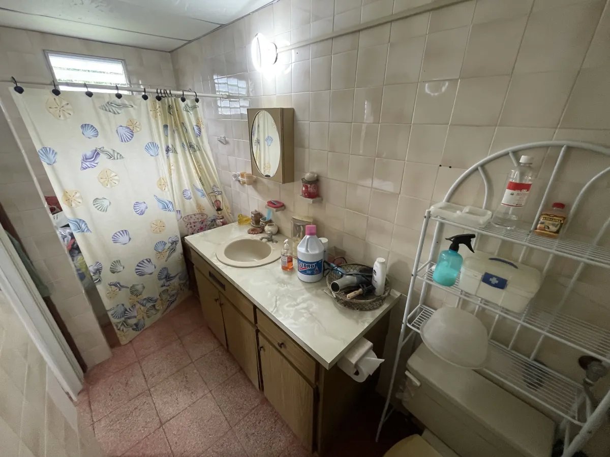 Single Family Detached For Sale in Nueva gorgona