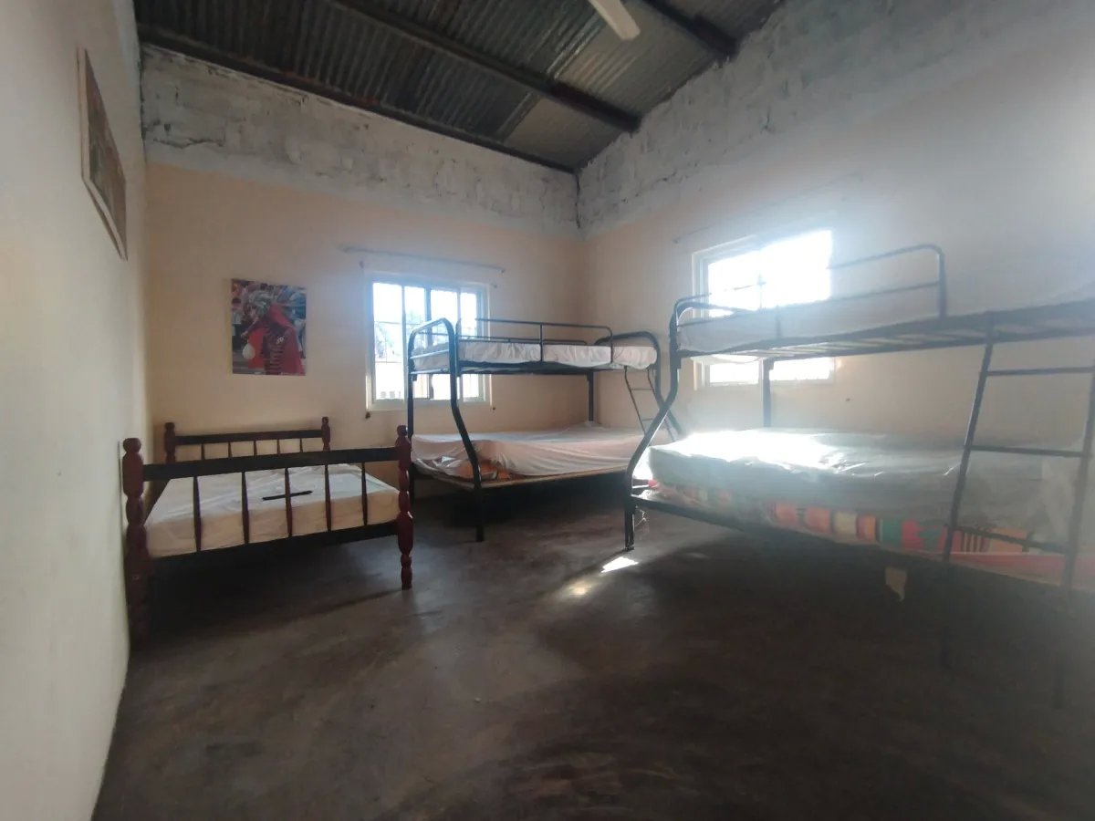 Se alquila casa en Pedasí