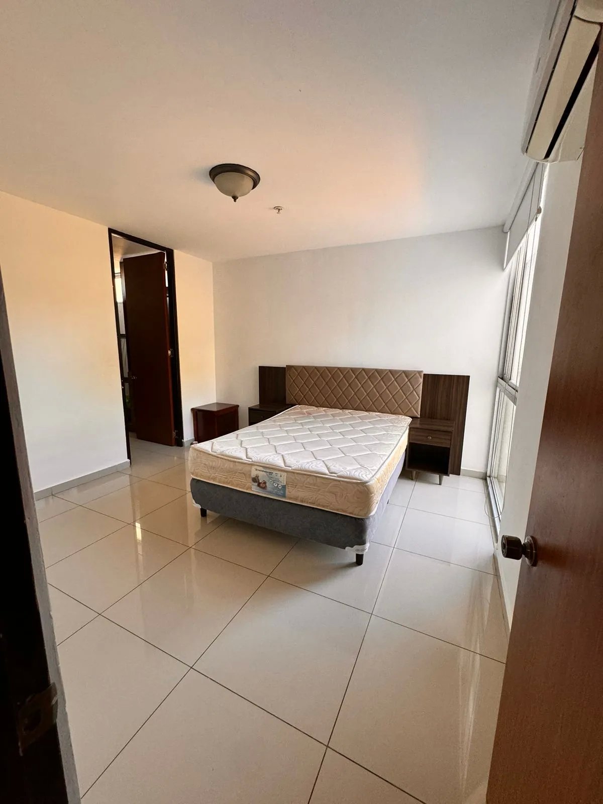 Se Vende Apartamento en Alta Vista Towers