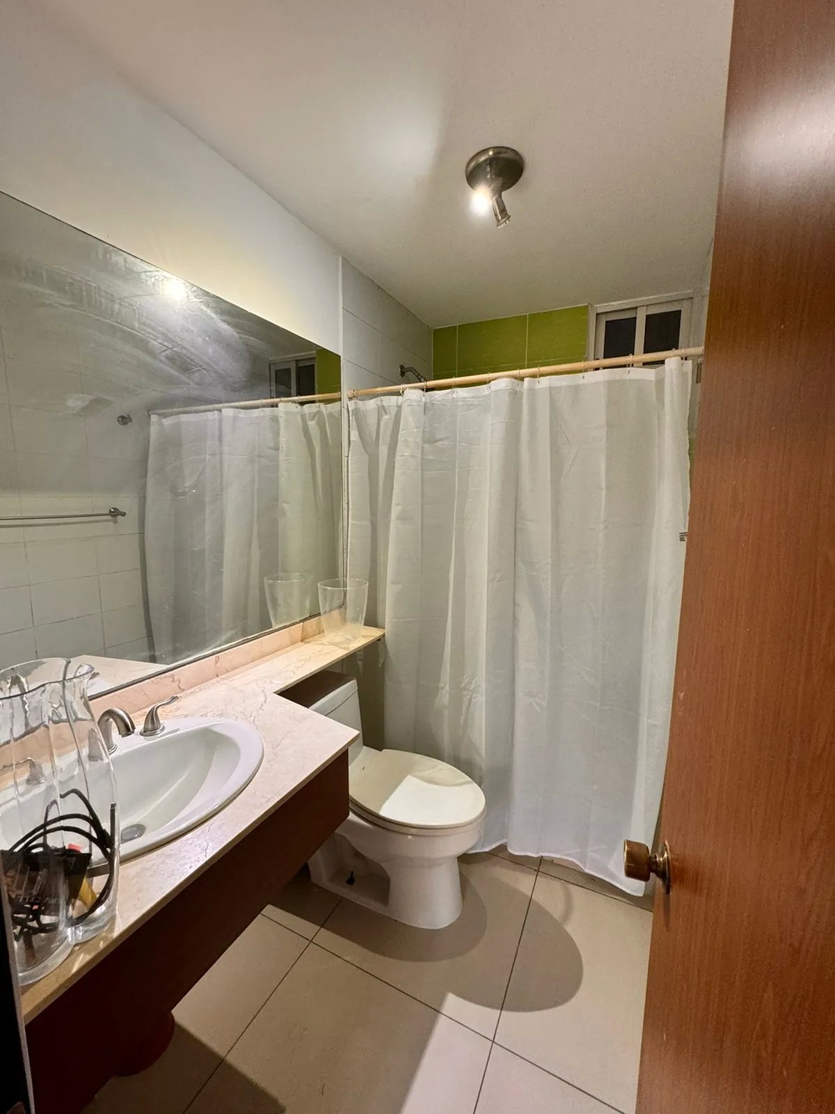 Se Vende Apartamento en Alta Vista Towers