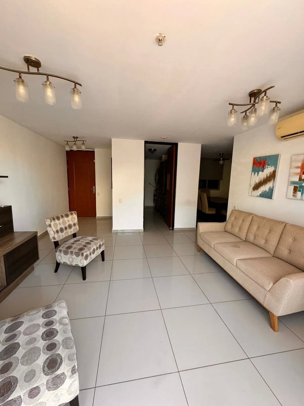 Se Vende Apartamento en Alta Vista Towers