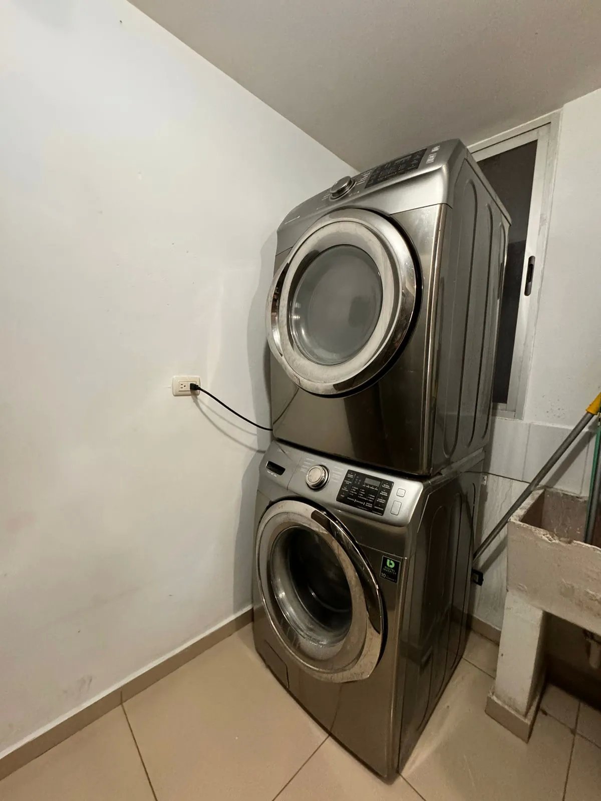 Se Vende Apartamento en Alta Vista Towers