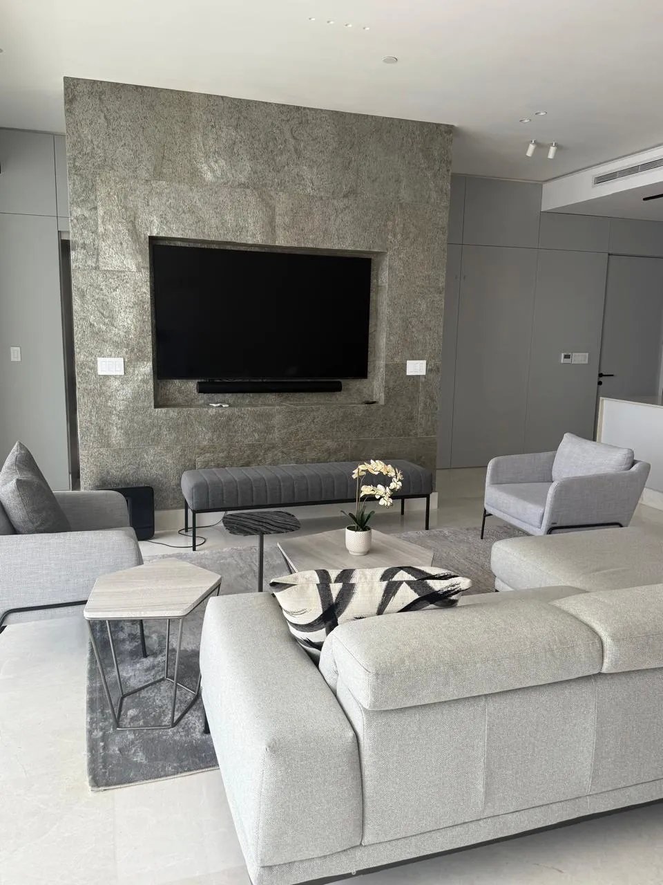 Apartment For Rent in Ocean Reef