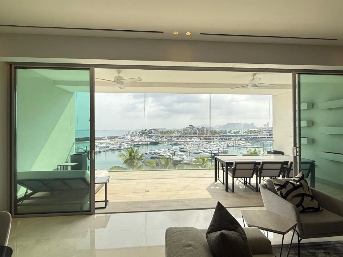 Apartment For Rent in Ocean Reef