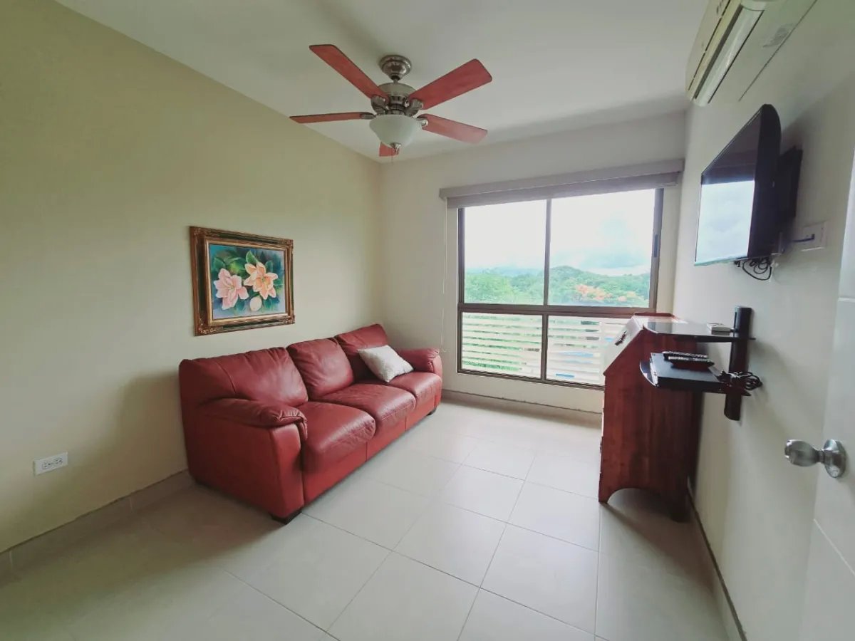 SE VENDE HERMOSO APARTAMENTO EN P.H. BILTMORE