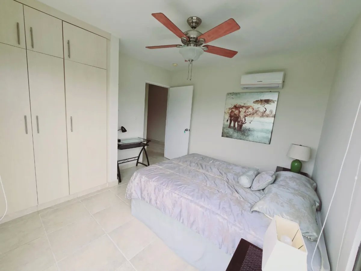 SE VENDE HERMOSO APARTAMENTO EN P.H. BILTMORE