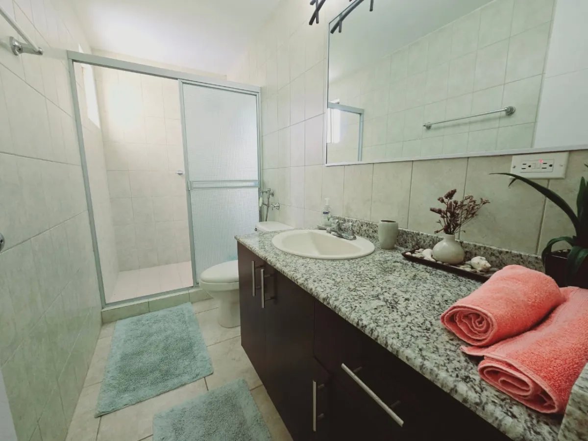 SE VENDE HERMOSO APARTAMENTO EN P.H. BILTMORE