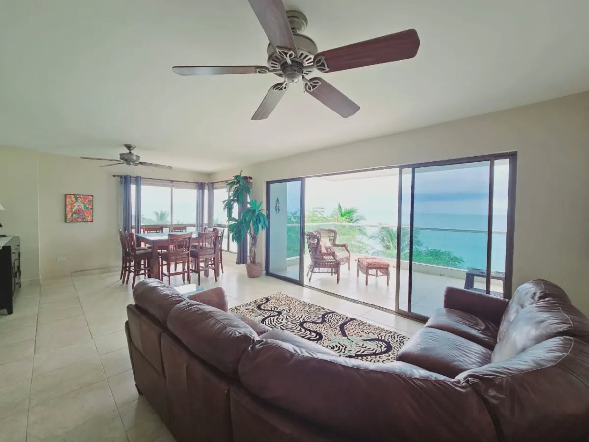 SE VENDE HERMOSO APARTAMENTO EN P.H. BILTMORE