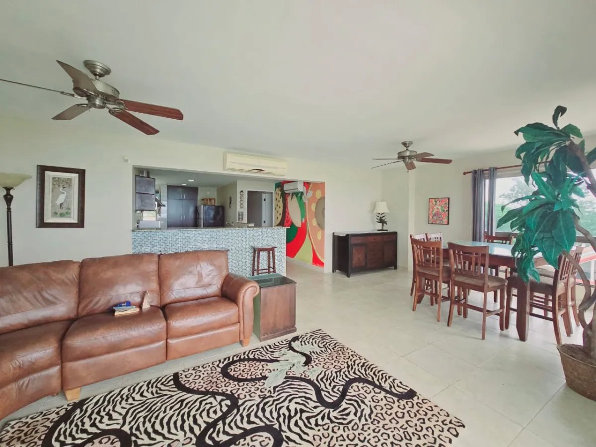 SE VENDE HERMOSO APARTAMENTO EN P.H. BILTMORE