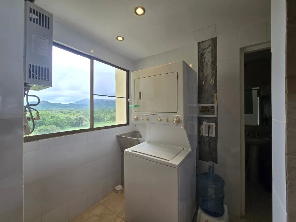 SE VENDE HERMOSO APARTAMENTO EN P.H. BILTMORE