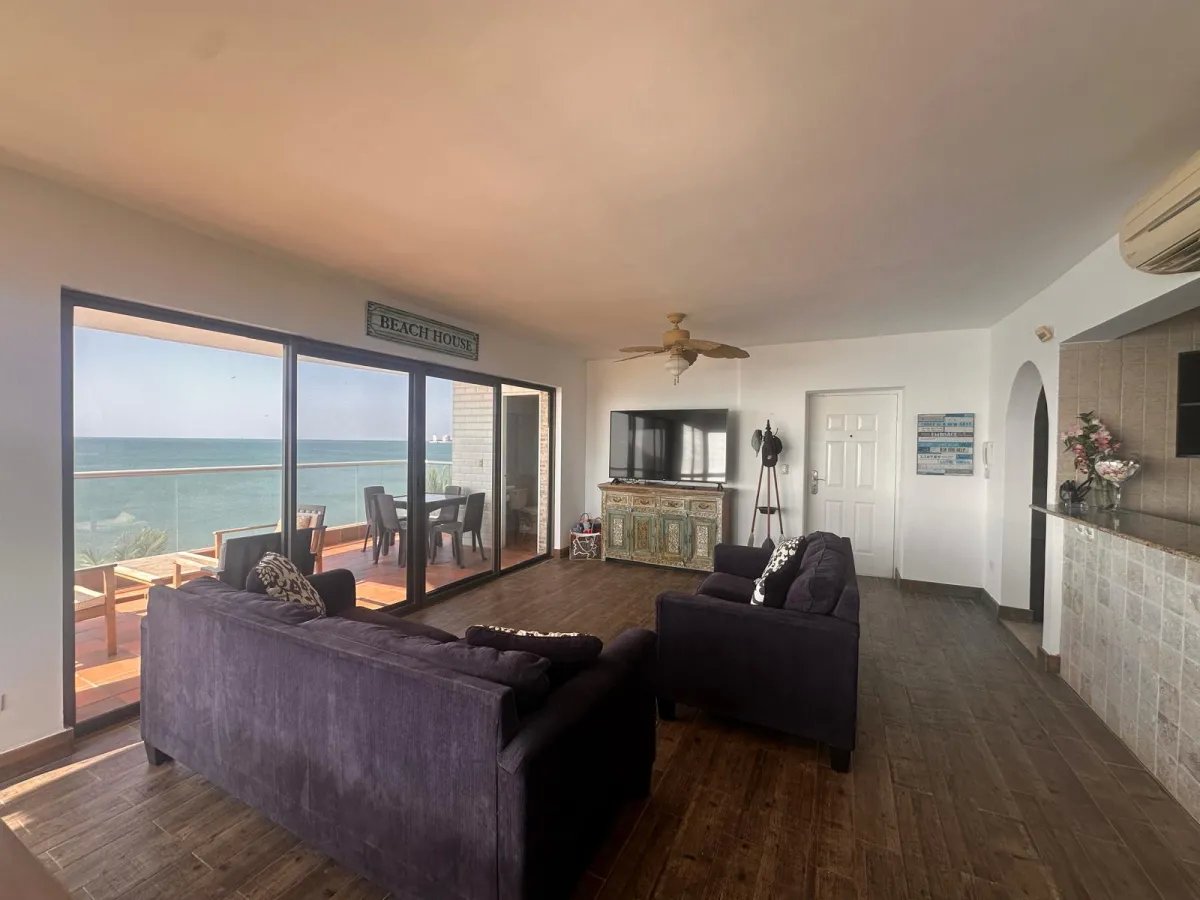 SE VENDE HERMOSO APARTAMENTO EN P.H. BILTMORE