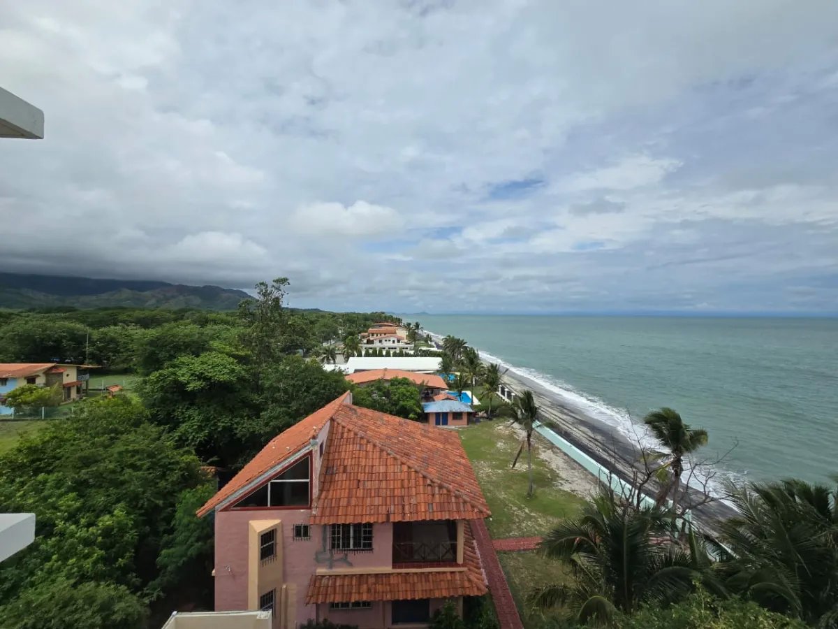 SE VENDE HERMOSO APARTAMENTO EN P.H. BILTMORE