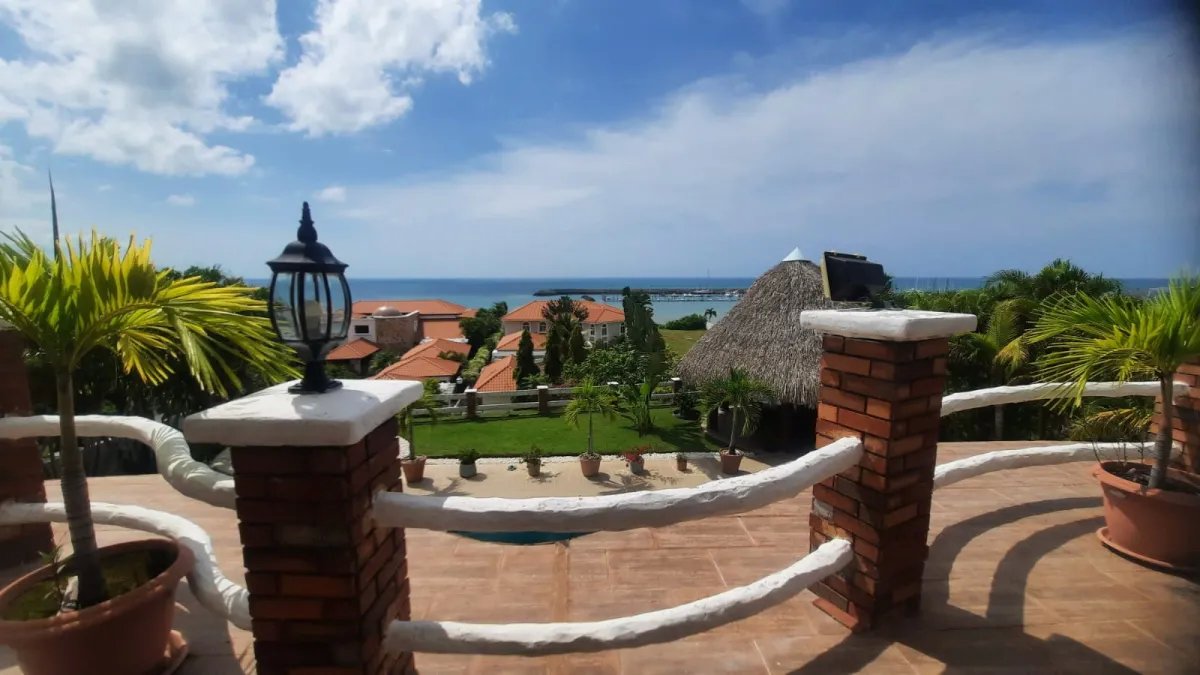 ALQUILER DE CASA EN VISTA MAR, SAN CARLOS, PANAMÁ