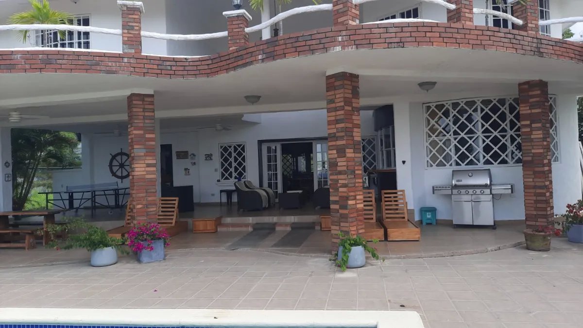 ALQUILER DE CASA EN VISTA MAR, SAN CARLOS, PANAMÁ