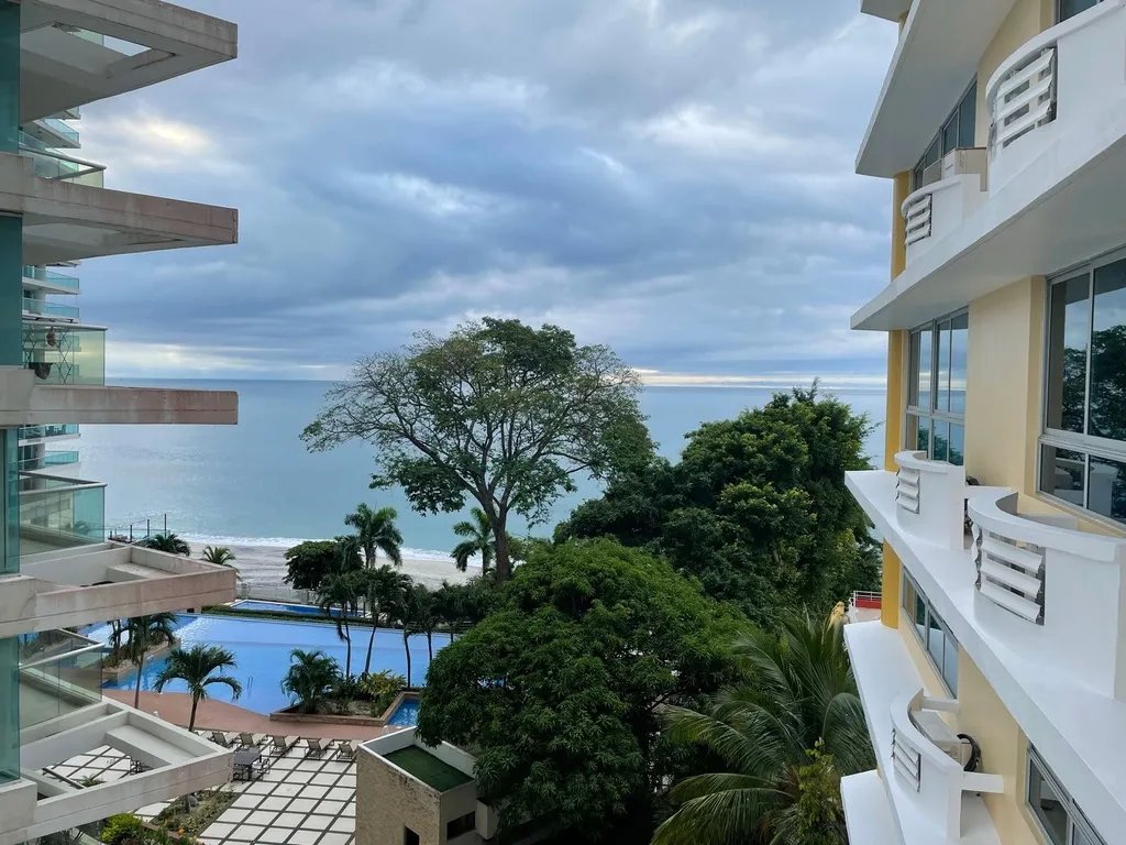 SE VENDE APARTAMENTO DE PLAYA EN NUEVA GORGONA