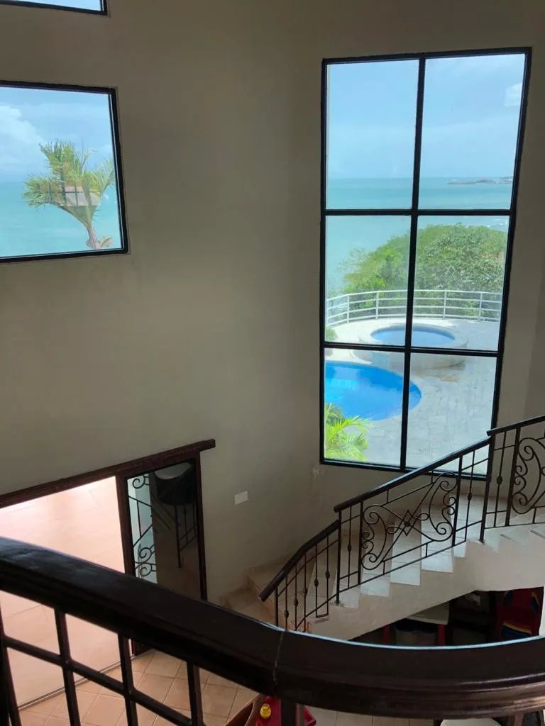 Alquiler de Residencia en Costa Esmeralda