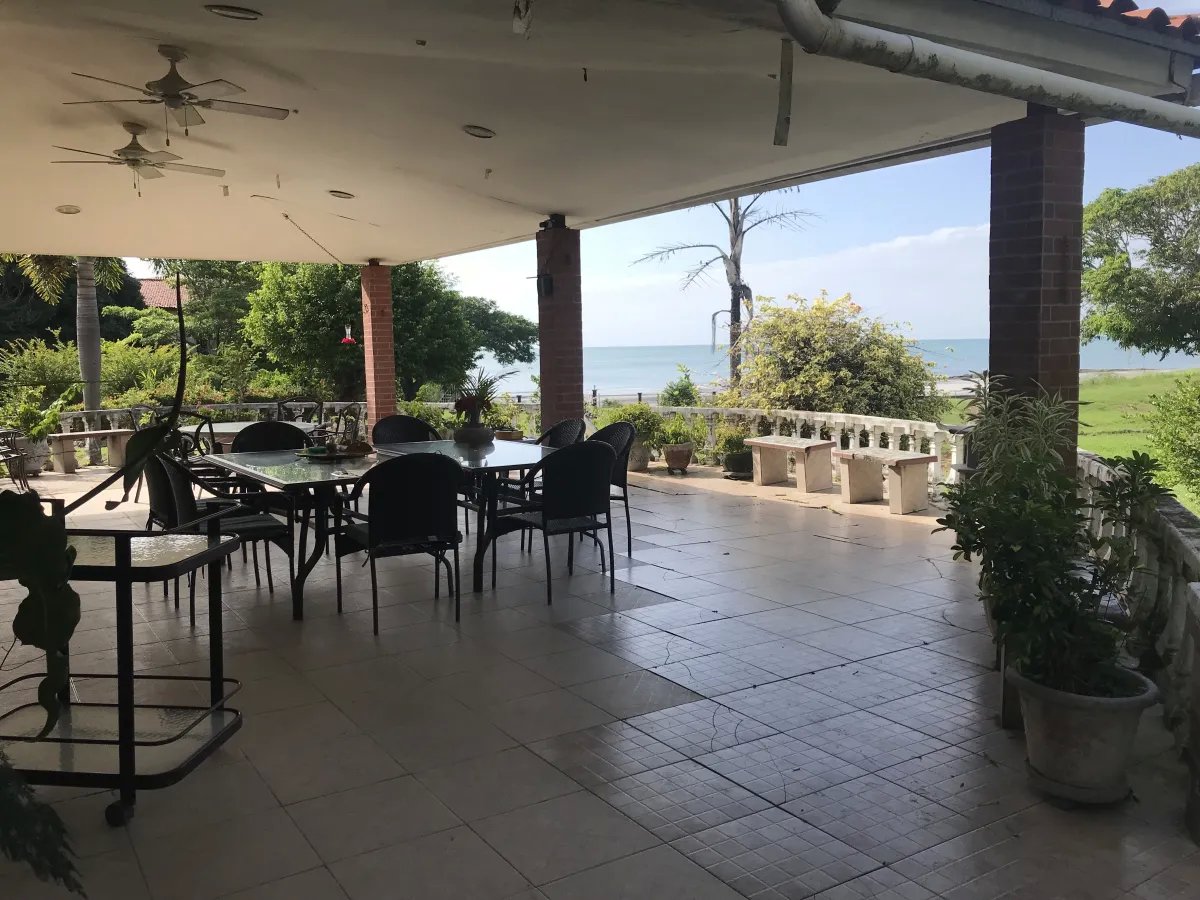 House For Sale in Nueva gorgona