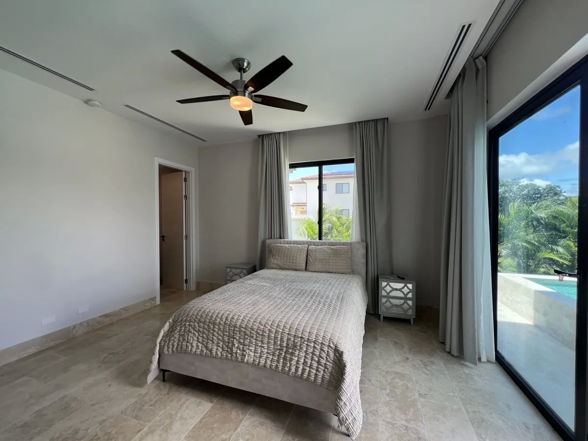 Single Family Attached For Sale in Buenaventura, Río Hato