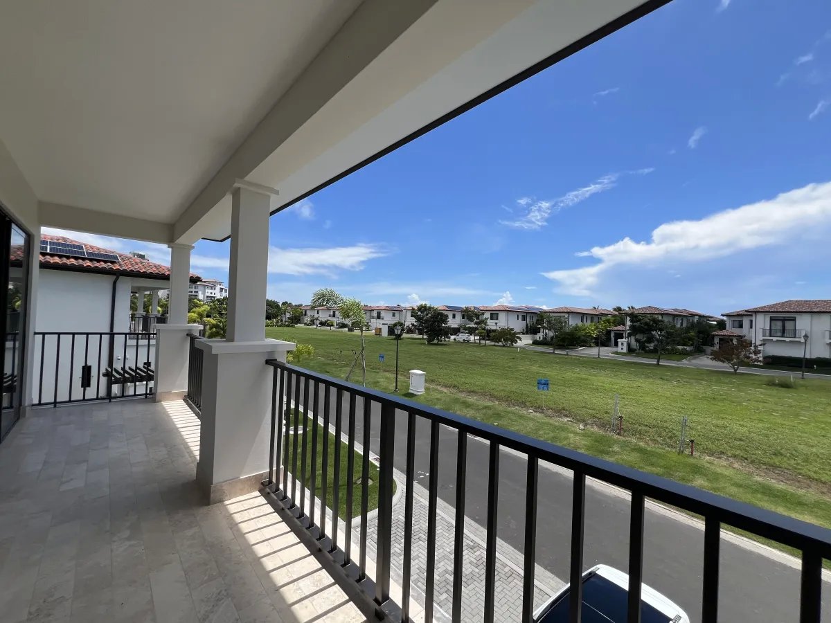 Single Family Attached For Sale in Buenaventura, Río Hato