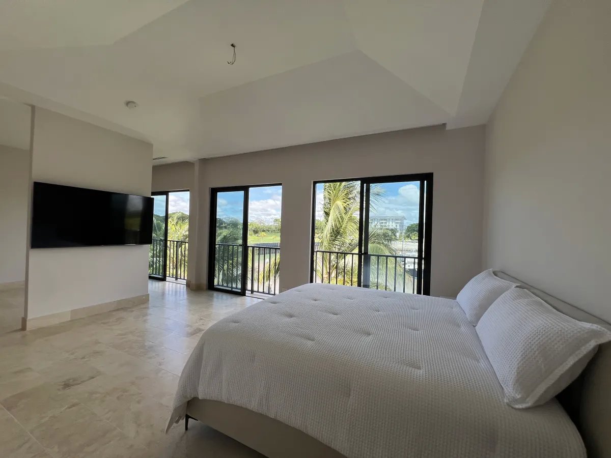 Single Family Attached For Sale in Buenaventura, Río Hato