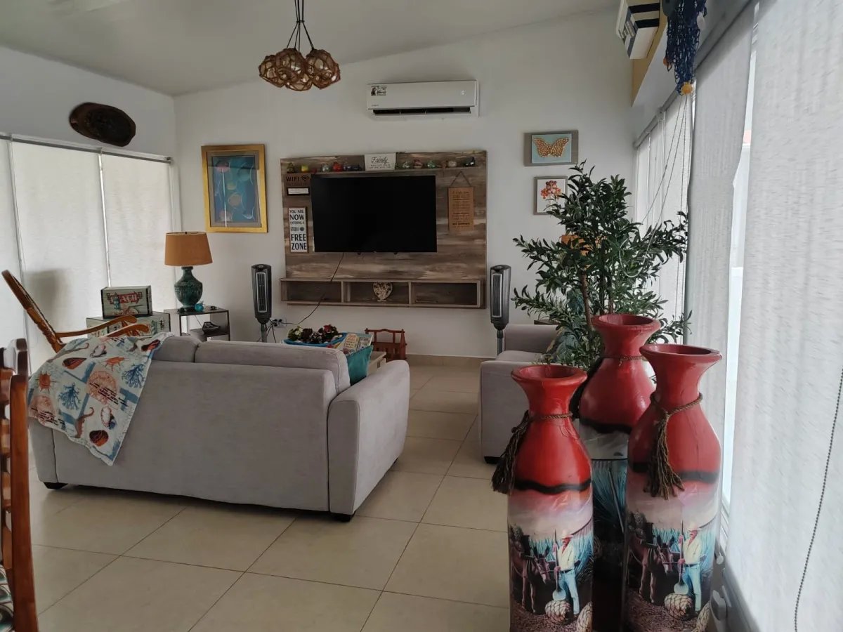 Alquiler de Casa de Playa en Nueva Gorgona, Panamá