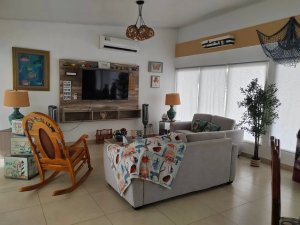 Single Family Detached For Rent in Nueva gorgona