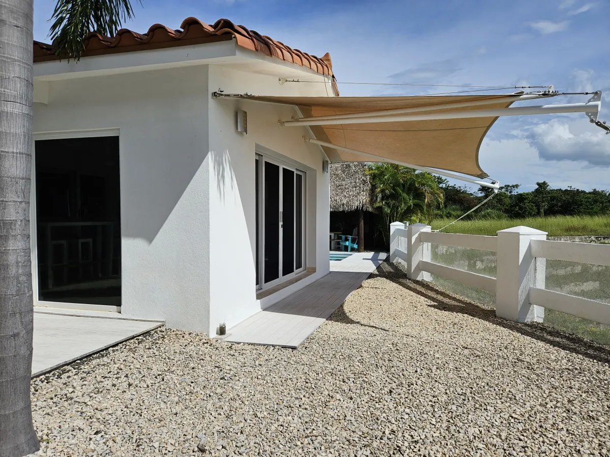 Venta de Lujosa Casa en Vista Mar, San Carlos, Panamá