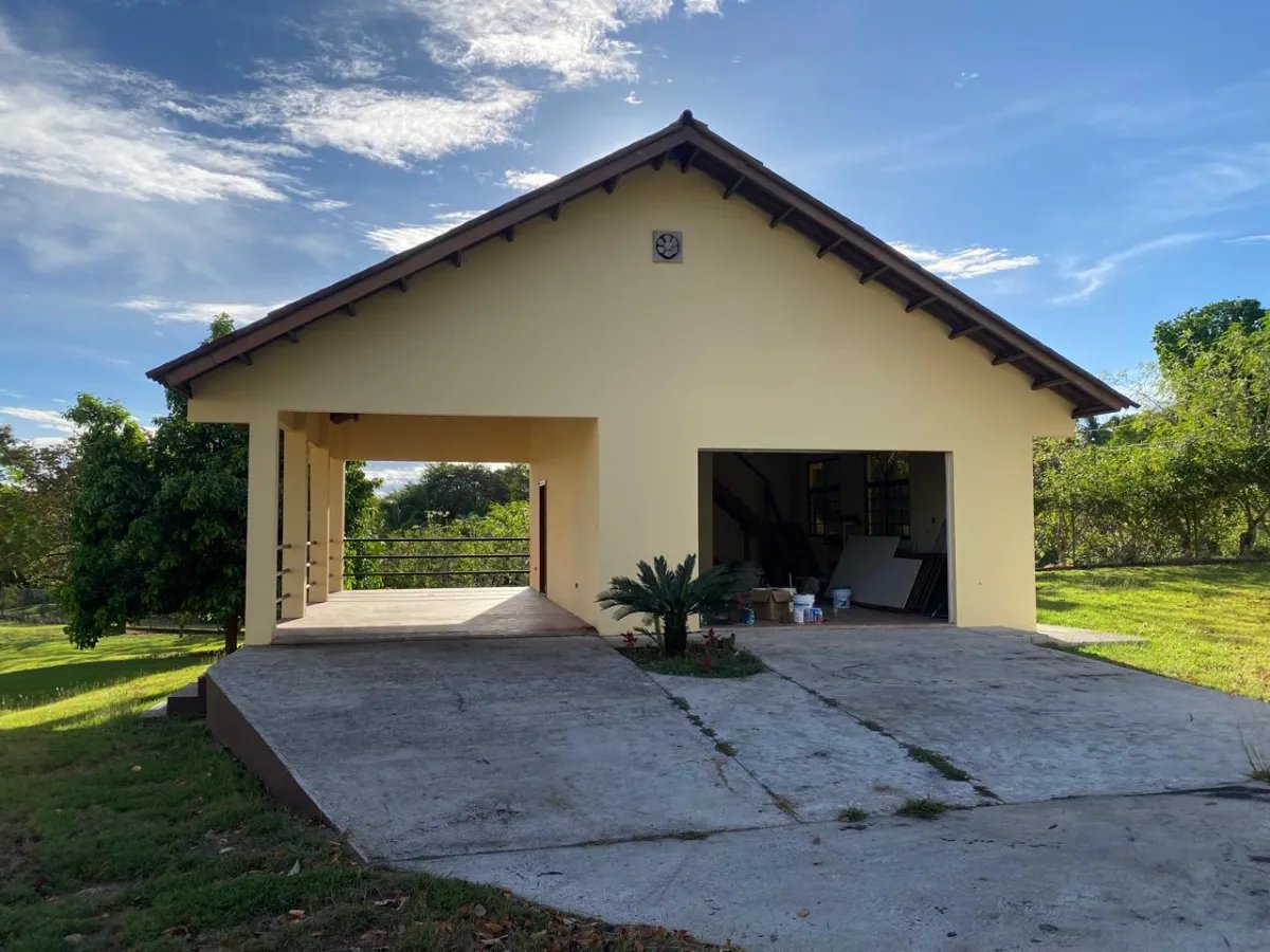 Ocean View Estate Home Steps from Beach in Lago Bay, Playa Santa Catalina