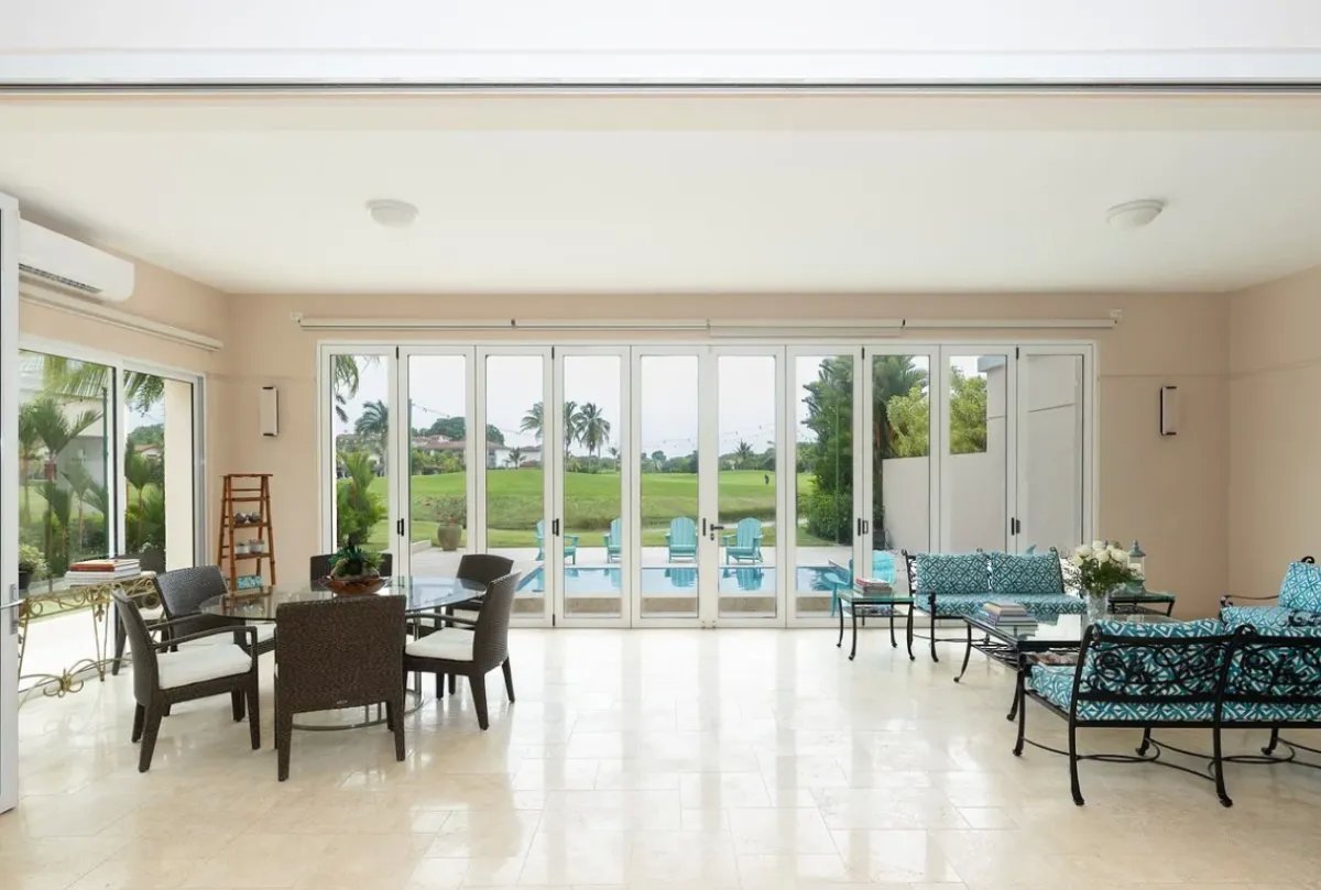 Villa en Ocean Lake en Buenaventura
