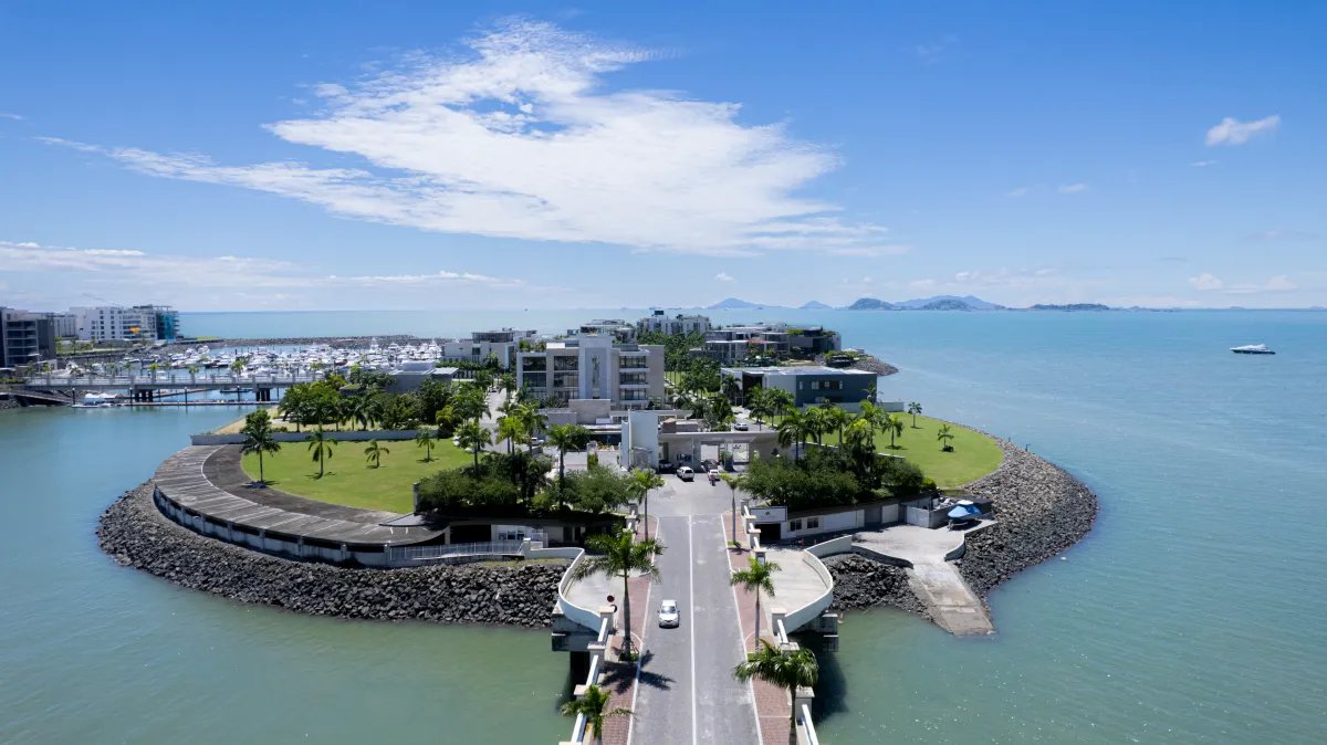 Property for sale in Ocean Reef Islands