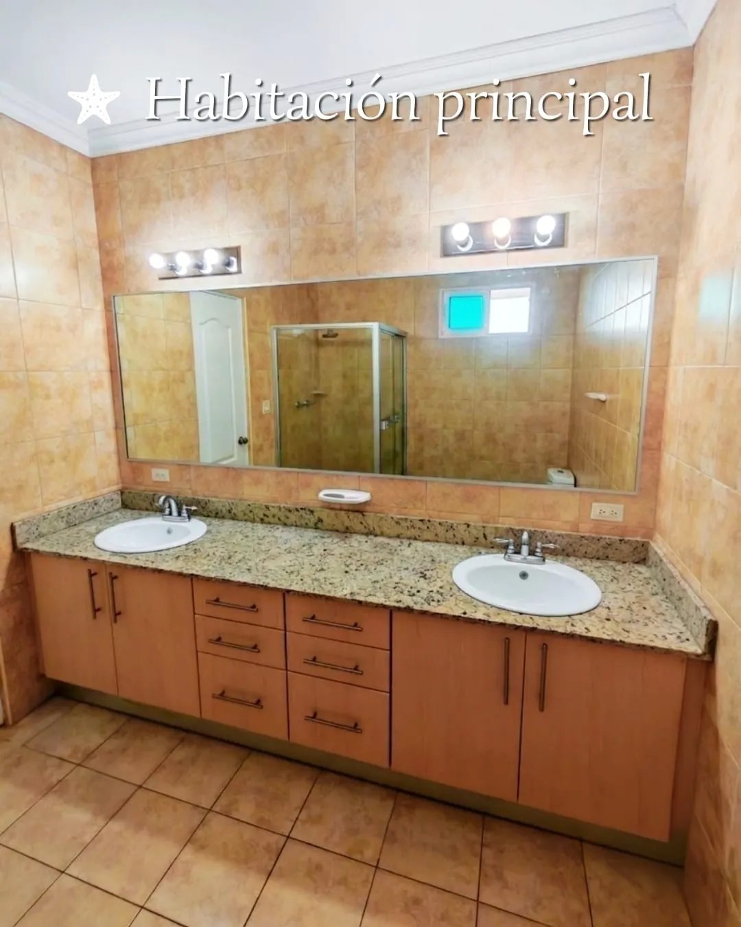 FOR SALE BEACHFRONT PENTHOUSE  Playa Serena, Gorgona