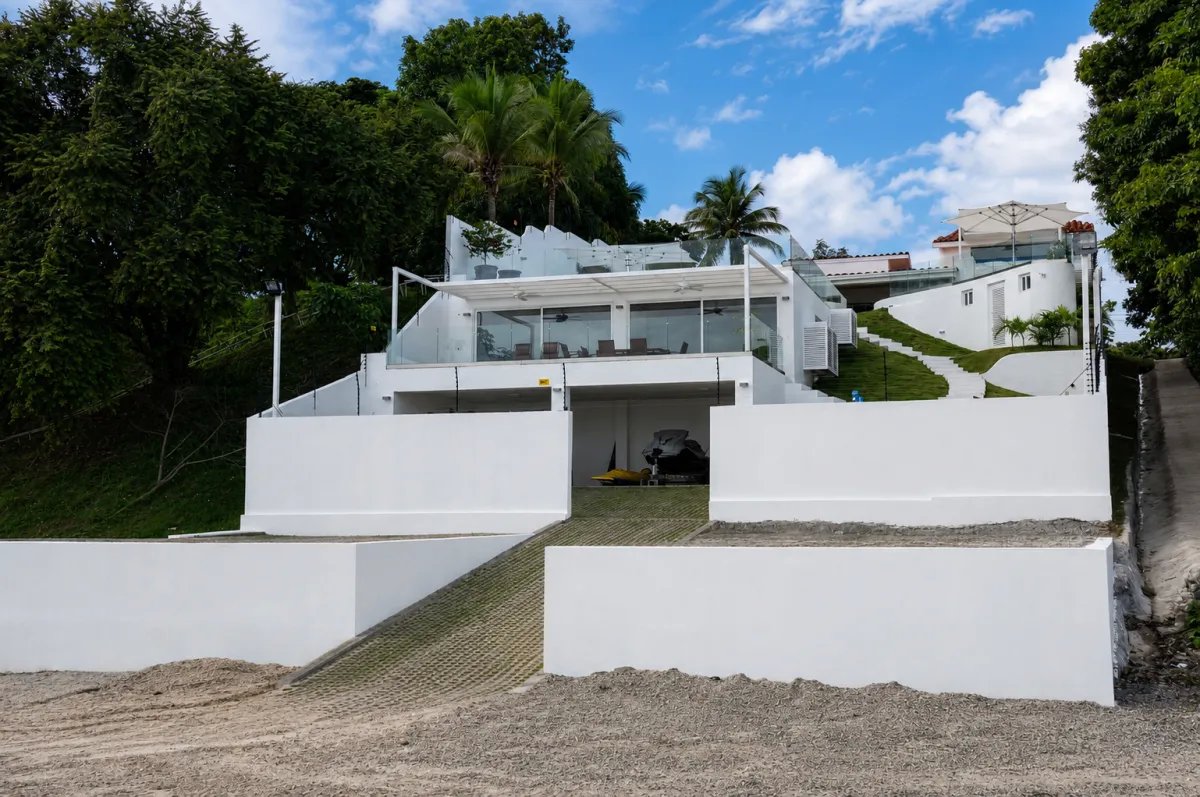 Un Refugio Privado Frente al Mar en la Costa del Pacífico