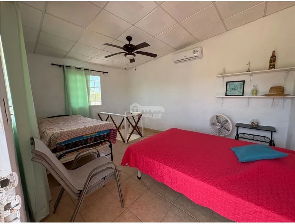 SE VENDE CASA DE PLAYA EN COSTA ESMERALDA DE 802M CON PISCINA