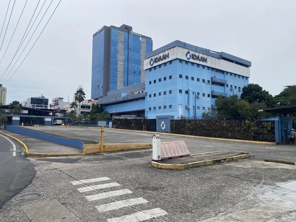 Local de 194 m² en Alquiler en Vía Brasil