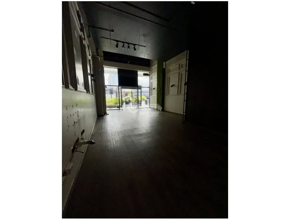Commercial Space for rent in Via Porras