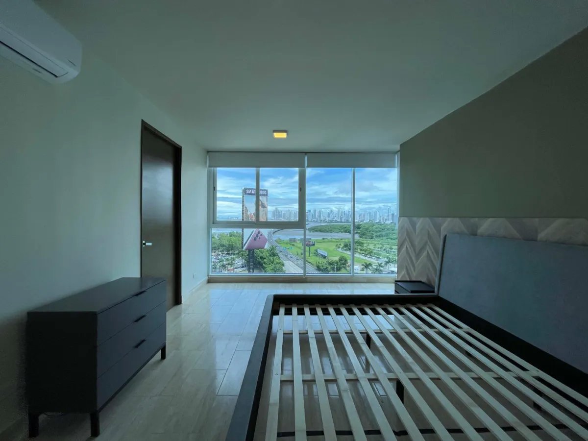 Venta de Exclusivo Apartamento Amoblado en Costa del Este en The Regen...