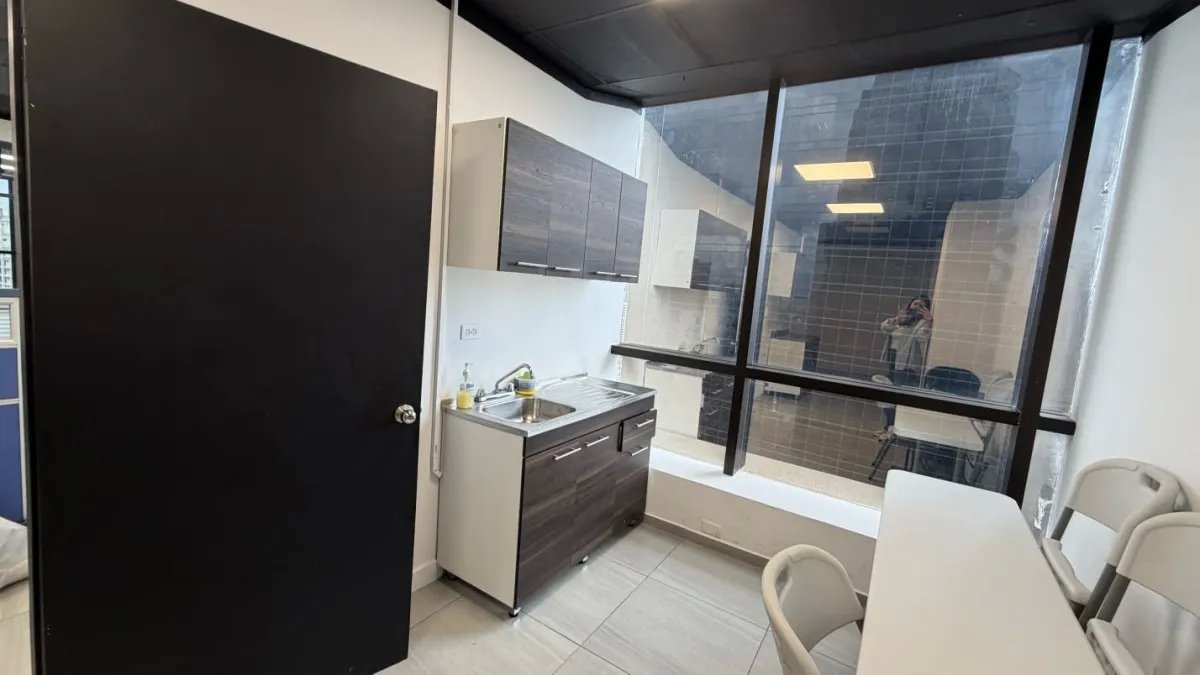 Furnished Office for Rent  Calle 50
