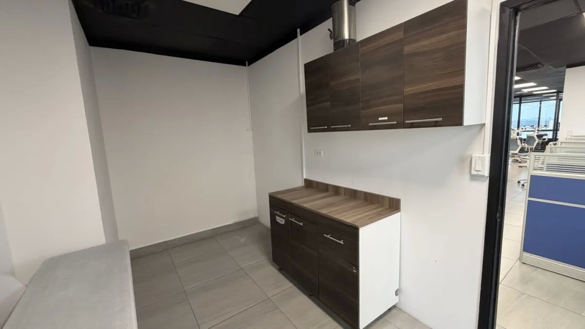 Furnished Office for Rent  Calle 50