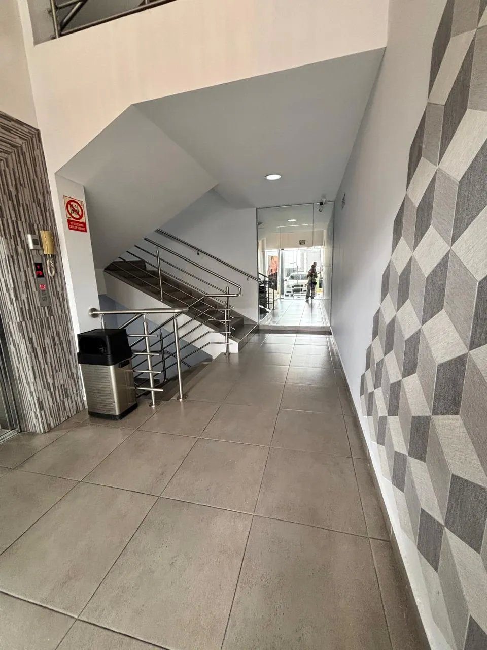 Local comercial en alquiler en Costa del Este