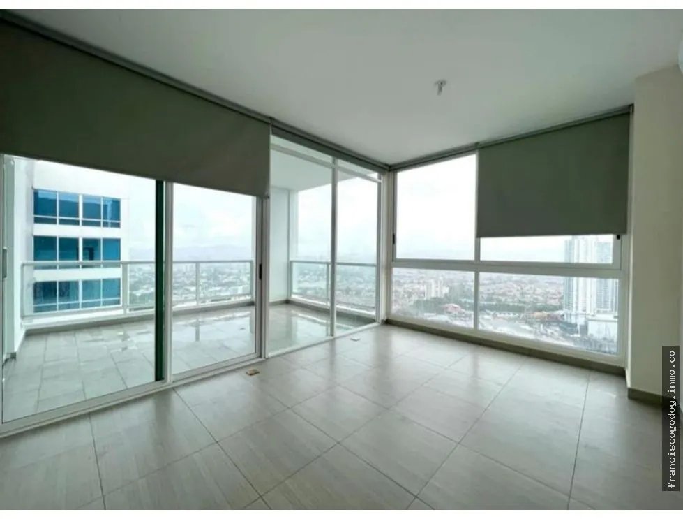 Apartment for sale in Costa del Este