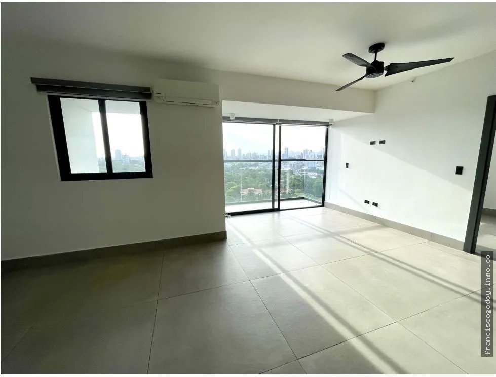 SE VENDE EN COCO DEL MAR - USD 330,000