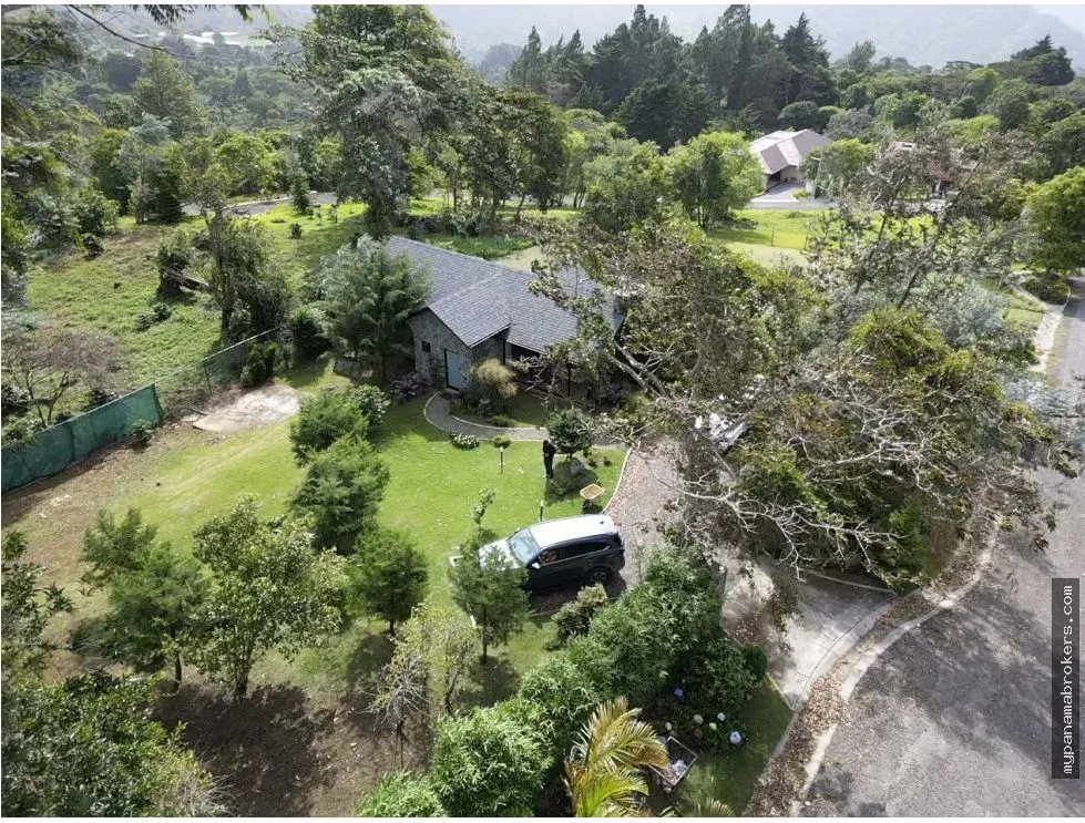 Cabaña en venta en Boquete - Alto Quiel