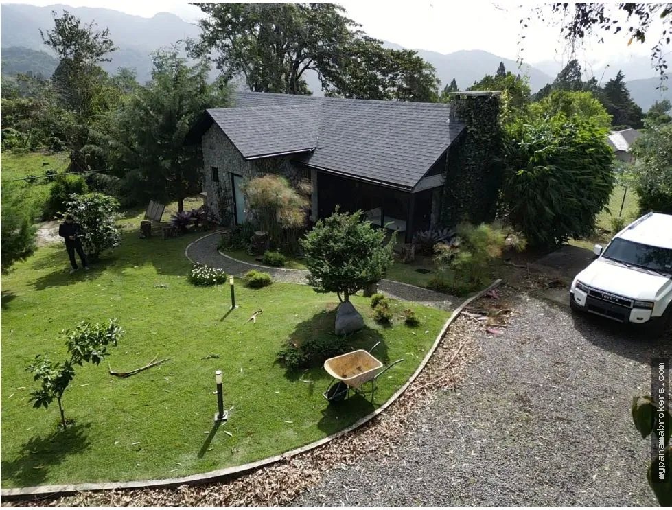 Cabaña en venta en Boquete - Alto Quiel