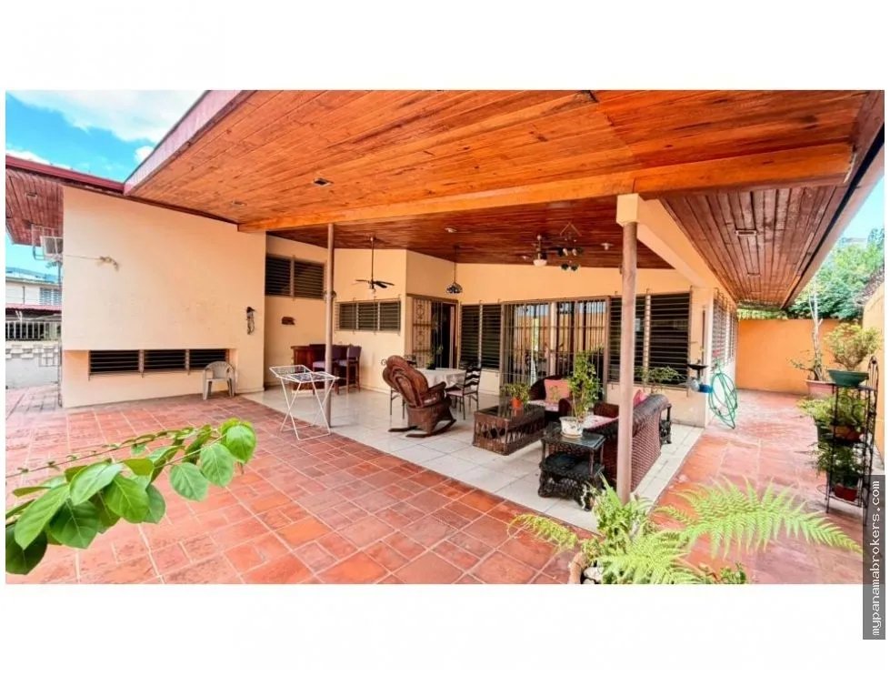 Venta de casa en San Francisco - Villa Lilla