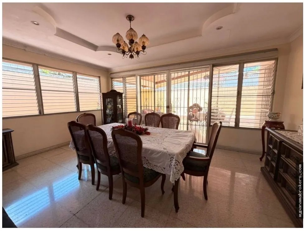 Venta de casa en San Francisco - Villa Lilla