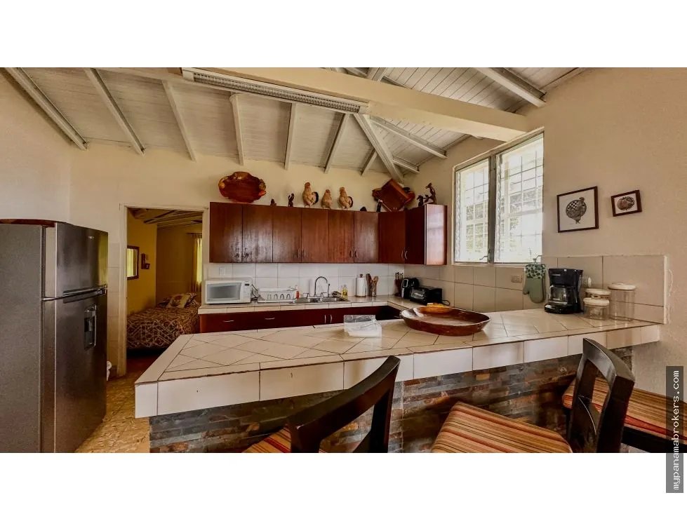 Se vende casa frente al mar en Seacliff, Coclé