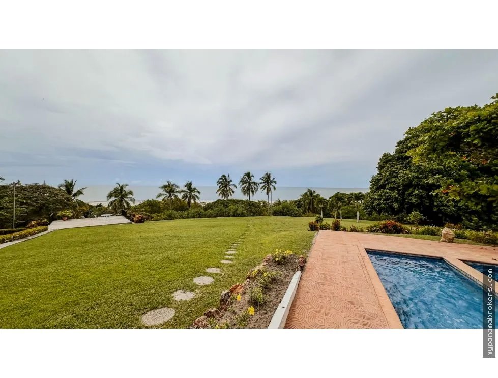 Se vende casa frente al mar en Seacliff, Coclé