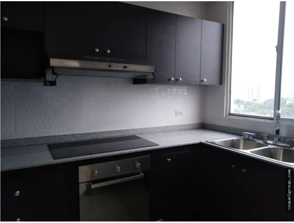 VENTA EN VÍA ARGENTINA. PH PLAZA 77. APTO. 2 RECÁMARAS.