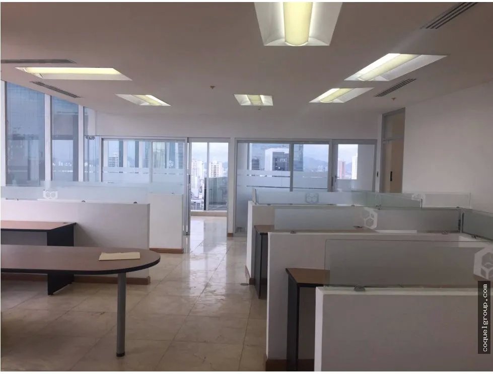 VENTA DE OFICINA EN PH F&F TOWER (EL TORNILLO) 188M2